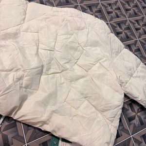 Cream Puffer Jacket with Green Collar