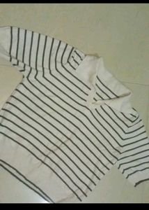 A Black Lining Cream Top..🌕