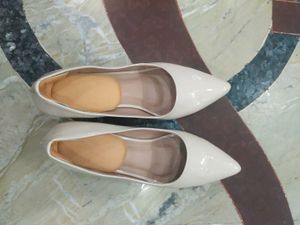Stylish Patent Ballet Flats
