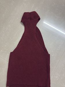 Chic Ribbed Knit Halter Top