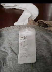 H&amp;M Grey - 32