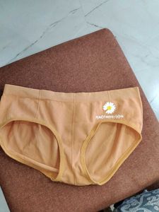 Cute Yellow Daisy Sports Bra