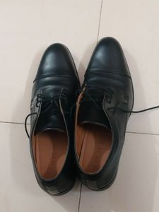 Classic Black Formal Shoes