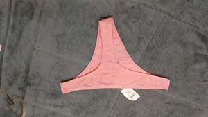 cotton new thong but there is 1 flaw..check thn bu