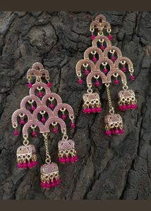 Beautiful Long Earrings in Pink 💞