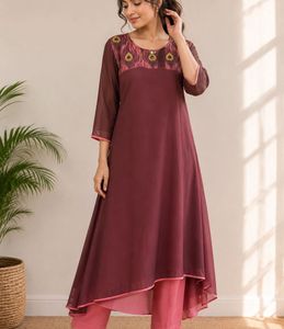 Elegant Maroon Kurta with Peacock Neckline