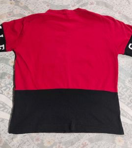 Red &amp; Black Style Fashion T-Shirt