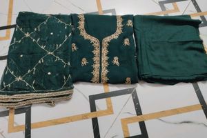 Beautiful Emerald Green Embroidered unstitched sui