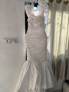 white mermaid gown 🕊️