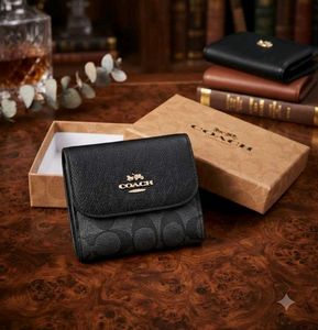 Coach Signature  Wallet