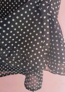 Casual Printed Women Black Top With Pink Tshirt