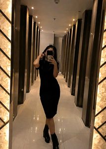 Elegant Black Sheath Dress