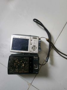 2 Digital Cameras Bundle - Sony &amp; Kodak