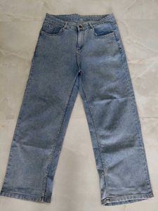 Light Wash Denim Jeans and top