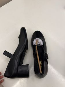 Stylish Black Mary Jane Heels