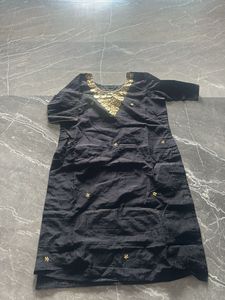 Elegant Black &amp; Gold Embroidered kurti