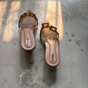 Chic Chain Detail Pointed Toe Mules