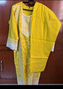 Elegant Embroidered Kurta Set