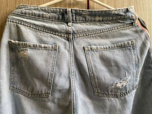 Light Wash Wide Leg Jeans with Side Stripe