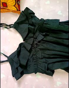 Chic Black Ruffled Maxi Dress