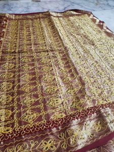 maroon patora saree