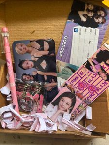 ✨ BLACKPINK gift &amp; merch hamper for just 99₹ 🖤💗