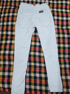 Light Wash High-Waisted Skinny Jeans