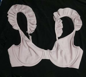 Cute Ruffled Bra / Bikini Top