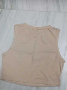 Urbanic Graphic Crop Tank Top