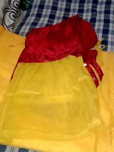 yellow saree with blouse
