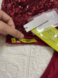GLOBUS Maroon Sequins Bodycone dress