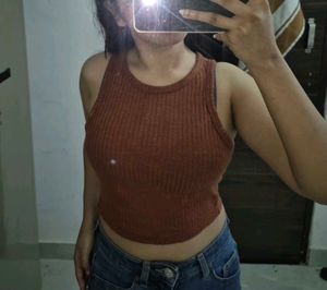Ribbed Cropped Tank Top