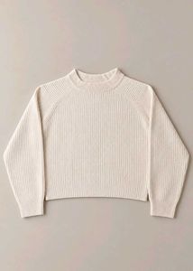 RIBBED MOCK NECK SWEATER