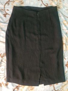 Chic Black Midi Dress