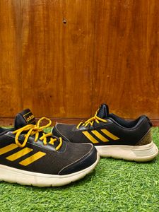 adidas UK7 shoes
