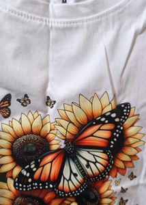 Cute Butterfly &amp; Sunflower Graphic Tee