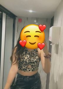 URBANIC - Leopard Print Tie-Front Crop Top