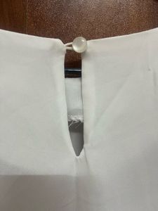 Elegant White Long Sleeve Blouse