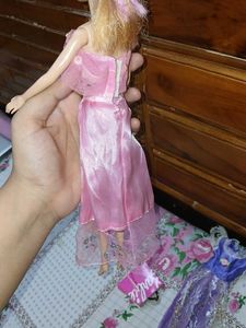 ✨ Barbie Doll Gift Set