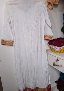 Embroidered White Kurta
