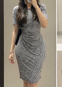 Bodycon Midi Dress - Black &amp; White Pattern