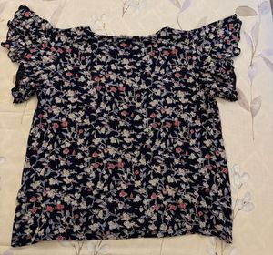 Vintage Blue floral top