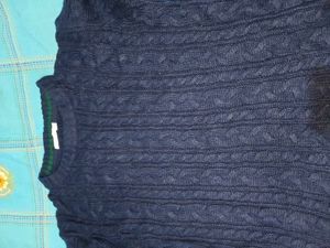 Navy Blue Cable Knit r and green sweaters 2