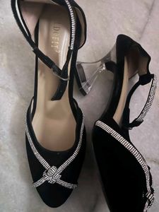 Sparkling Black Heels with Crystal Accents
