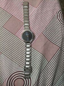 Stylish Metal watch for women