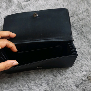 beautiful black purse