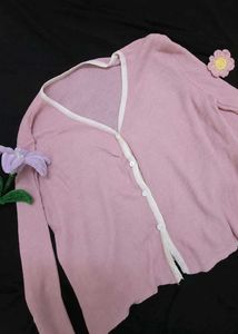 🌸 Soft Pink Cardigan in Excellent Condition