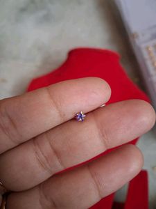 Sparkling Star Nose Pin