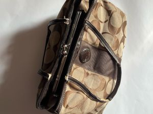 Coach Kisslock Tote Bag