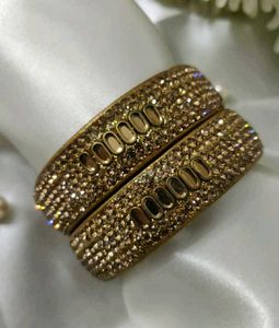 2 Set of Bangles✨ With Free Potli😊🌸